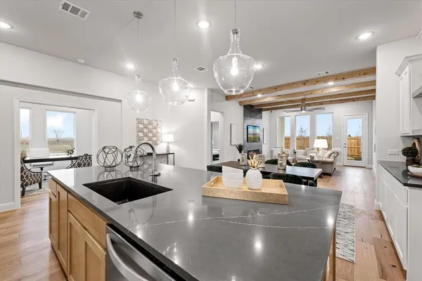 $524,900 | 1009 Chandler Road, Denton, TX 76207