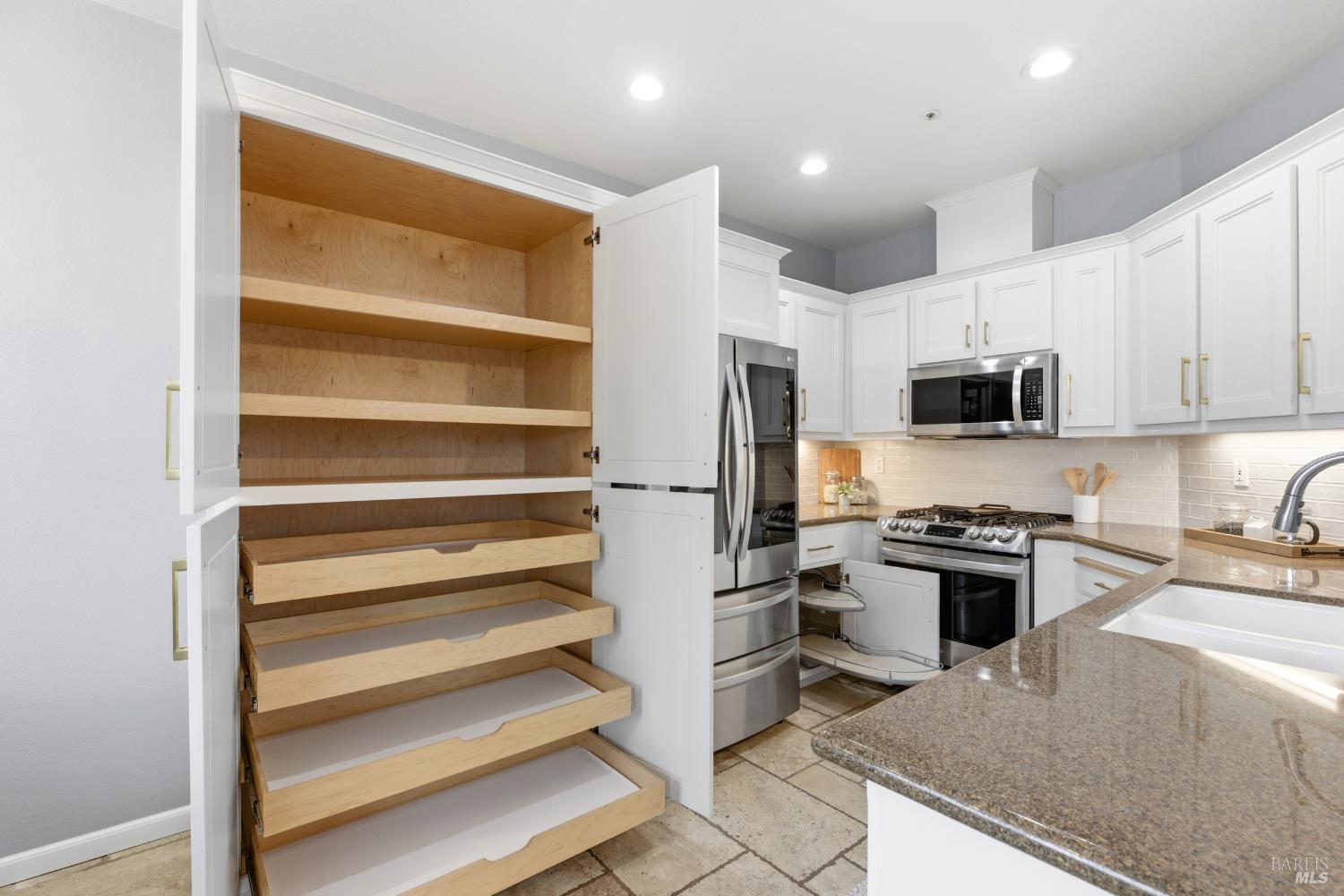 1216 Mateo Drive Rohnert Park, CA 94928 - Photo 11 of 40