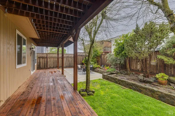 $835,000 | 1216 Mateo Drive, Rohnert Park, CA 94928