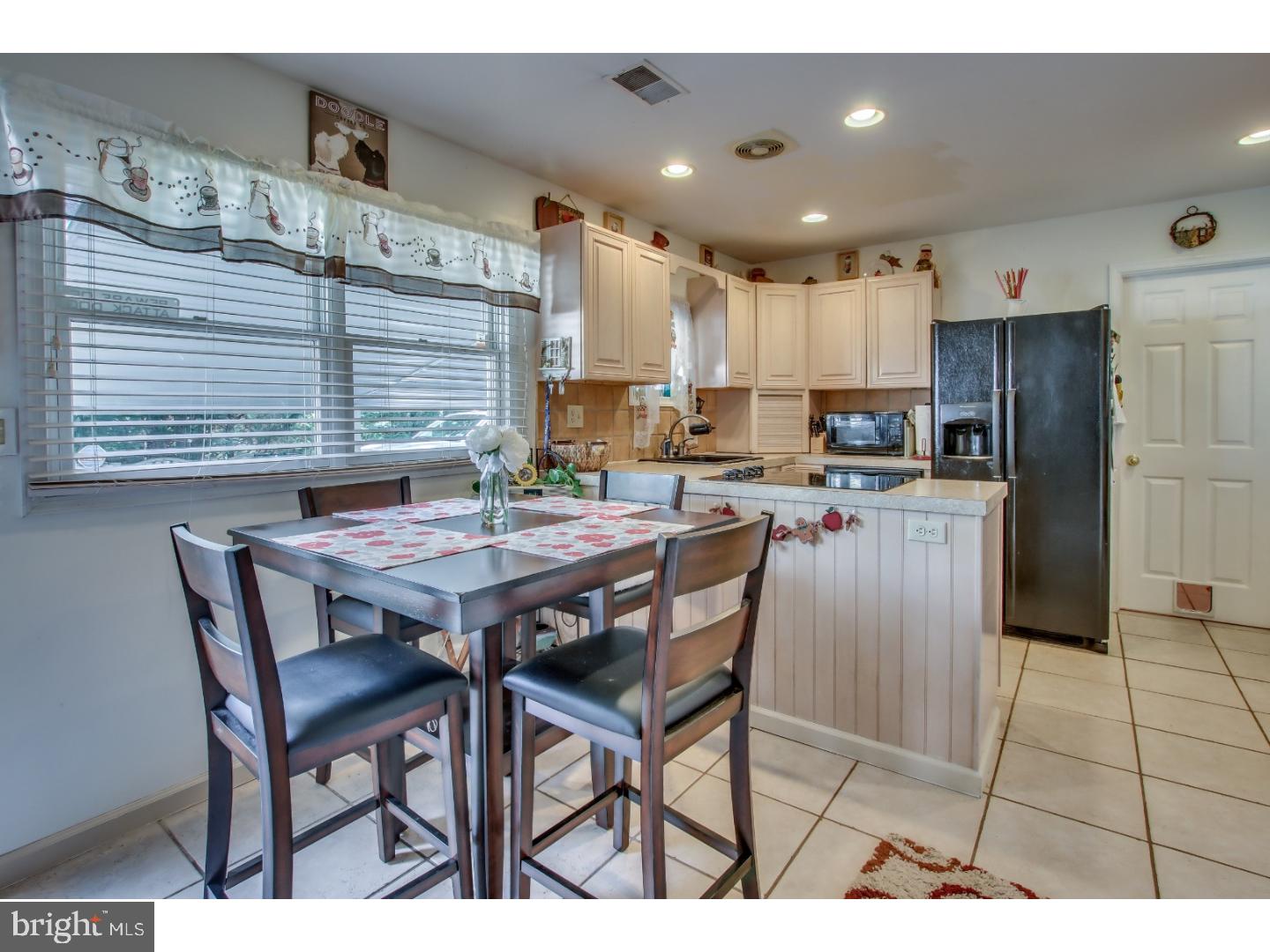 1 Goodturn Road Levittown, PA 19057 - Photo 16 of 25