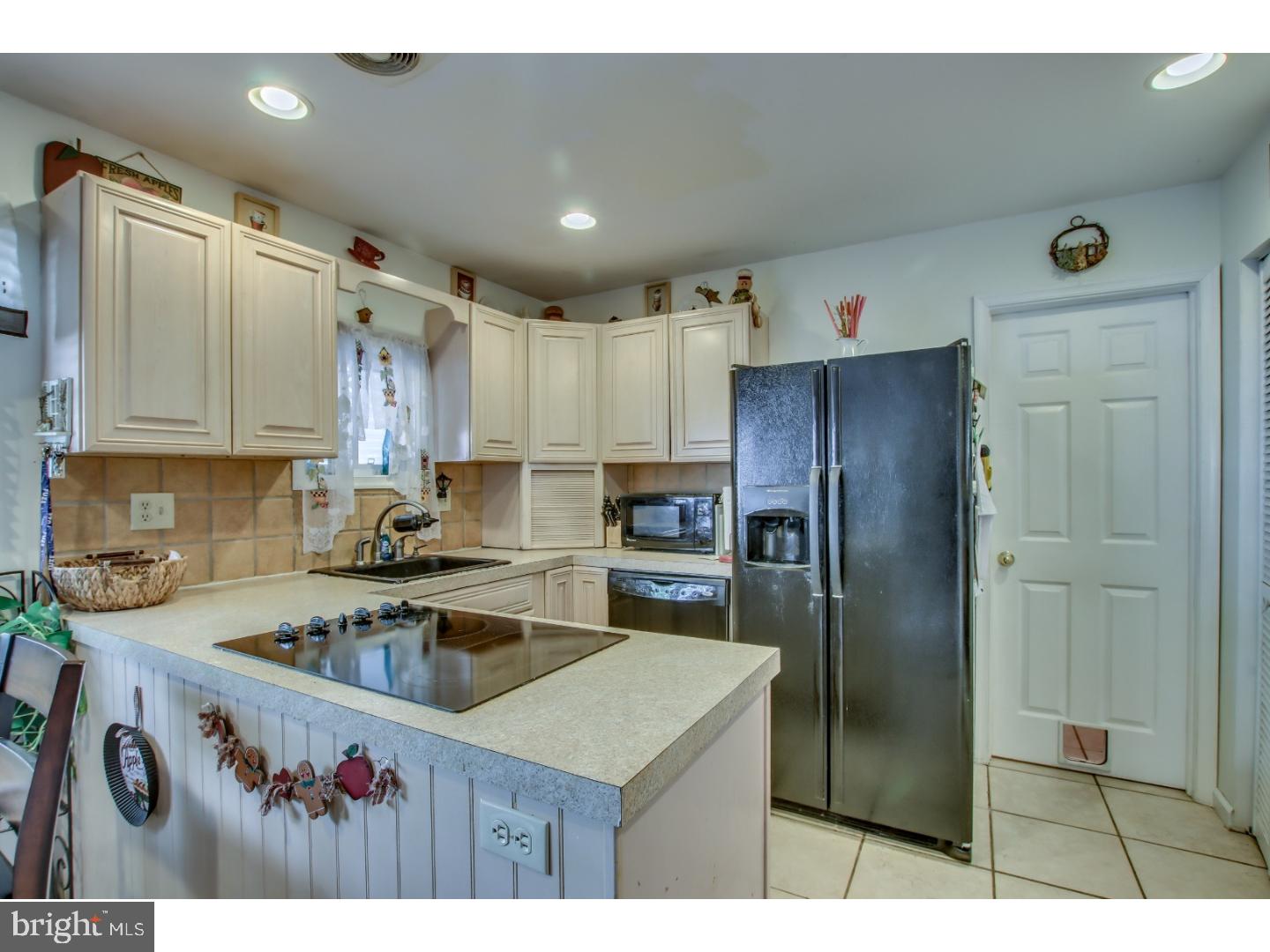 1 Goodturn Road Levittown, PA 19057 - Photo 18 of 25