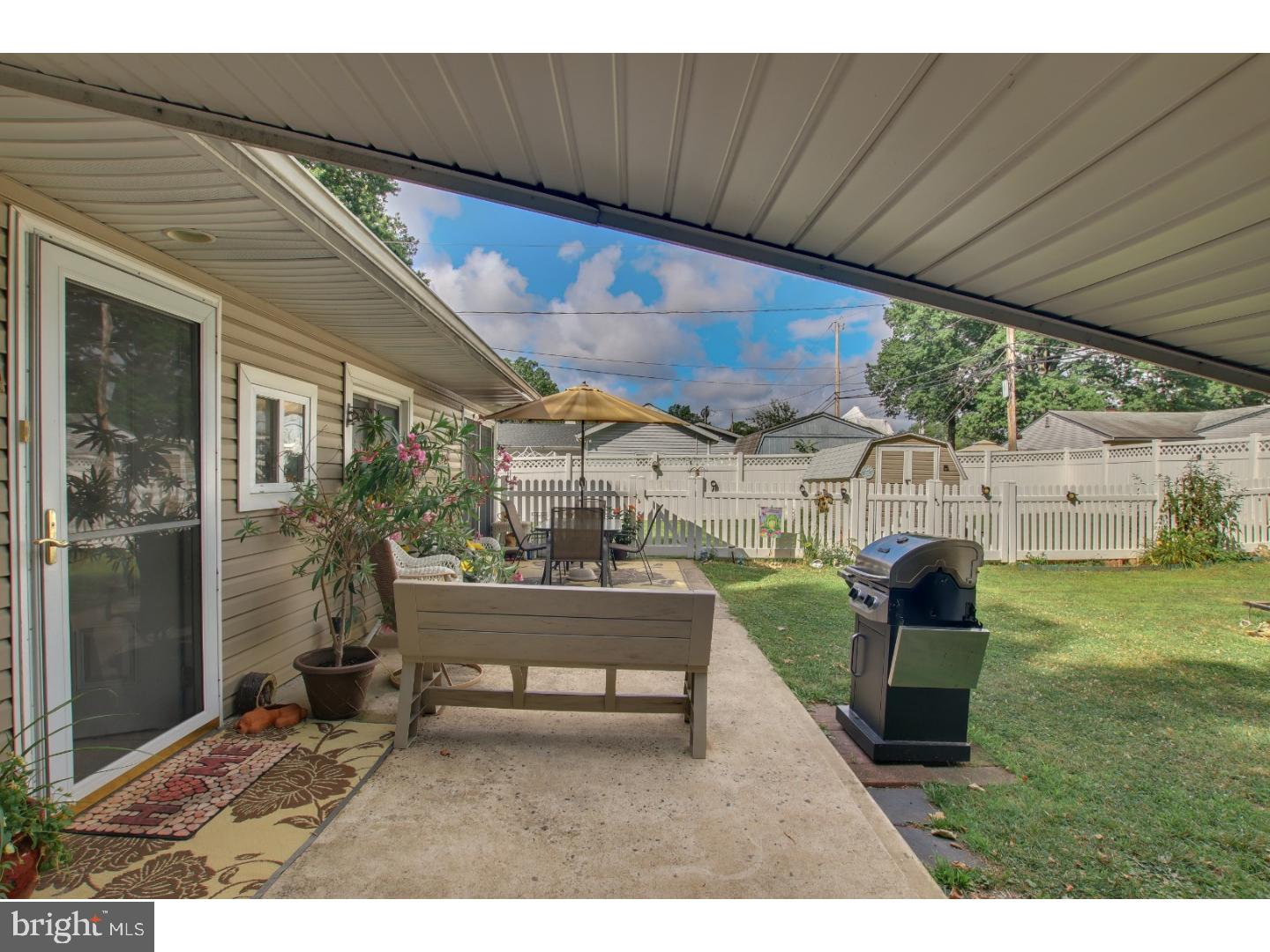 1 Goodturn Road Levittown, PA 19057 - Photo 4 of 25