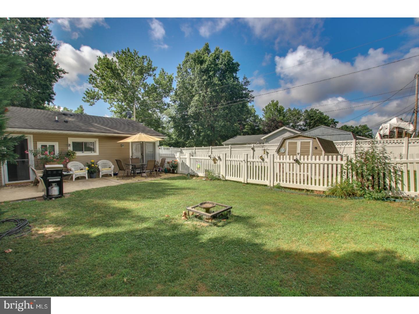 1 Goodturn Road Levittown, PA 19057 - Photo 8 of 25