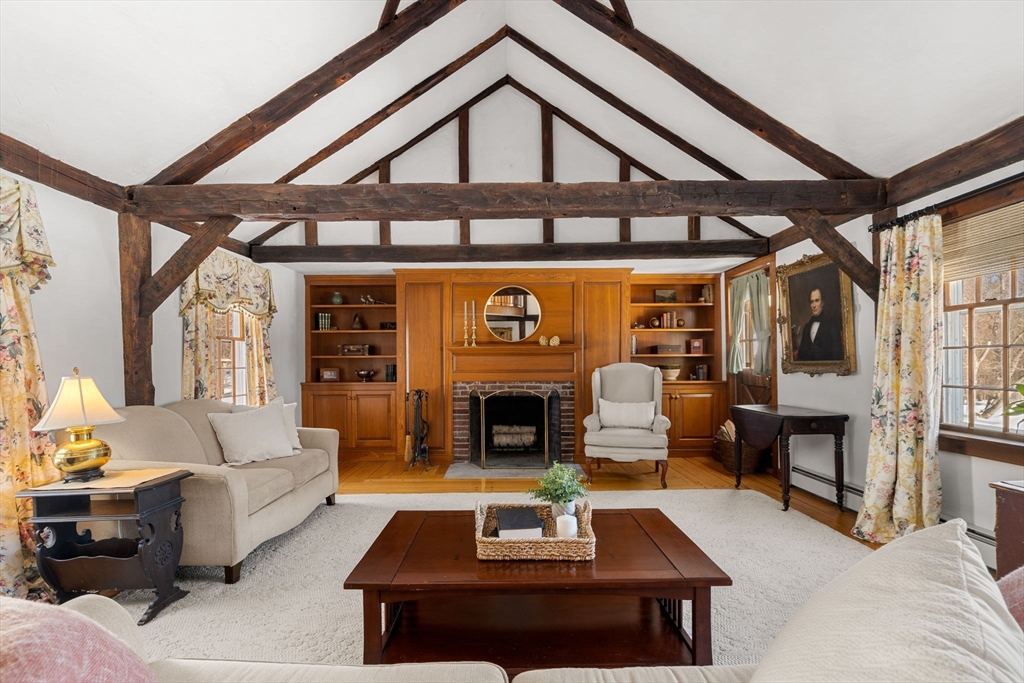 39 Mt Lebanon Street Pepperell, MA 01463 - Photo 2 of 33