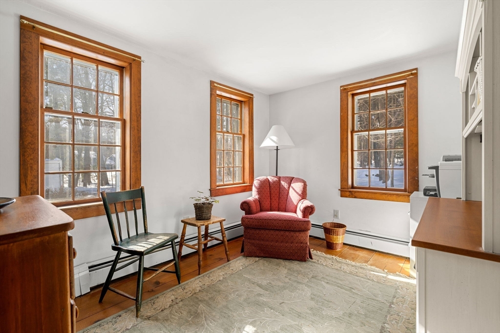 39 Mt Lebanon Street Pepperell, MA 01463 - Photo 10 of 33