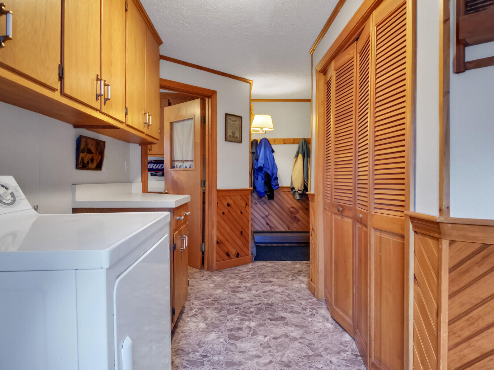 423 River Road Avon, ME 04966 - Photo 45 of 73 Hallway