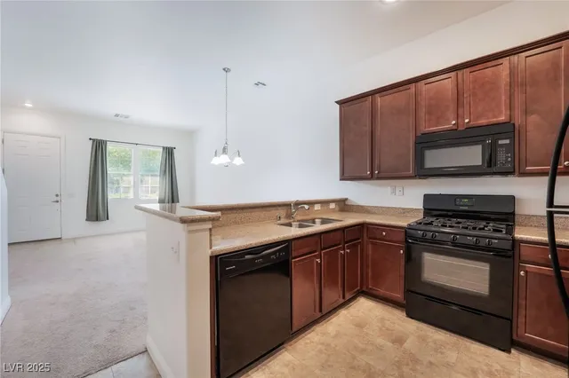 $1,678 | 8472 Garside Drive, Las Vegas, NV 89143