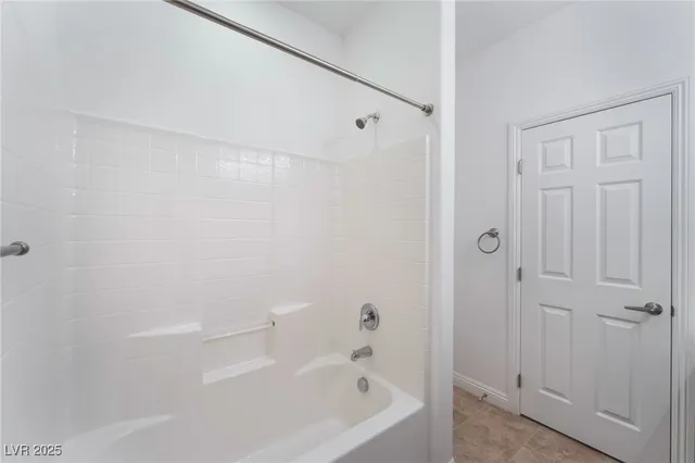 $1,678 | 8472 Garside Drive, Las Vegas, NV 89143