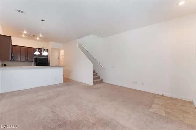 $1,678 | 8472 Garside Drive, Las Vegas, NV 89143