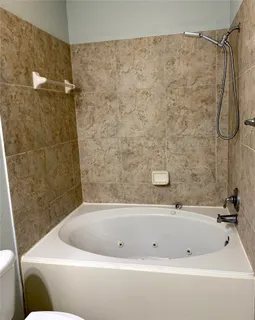 $4,000 | 38 Shell Port Square, The Woodlands, TX 77380