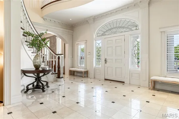 $2,895,000 | 345 Coach Road, Lebanon, MO 65536