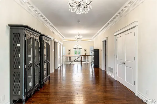 $2,895,000 | 345 Coach Road, Lebanon, MO 65536