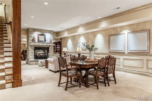 $2,895,000 | 345 Coach Road, Lebanon, MO 65536