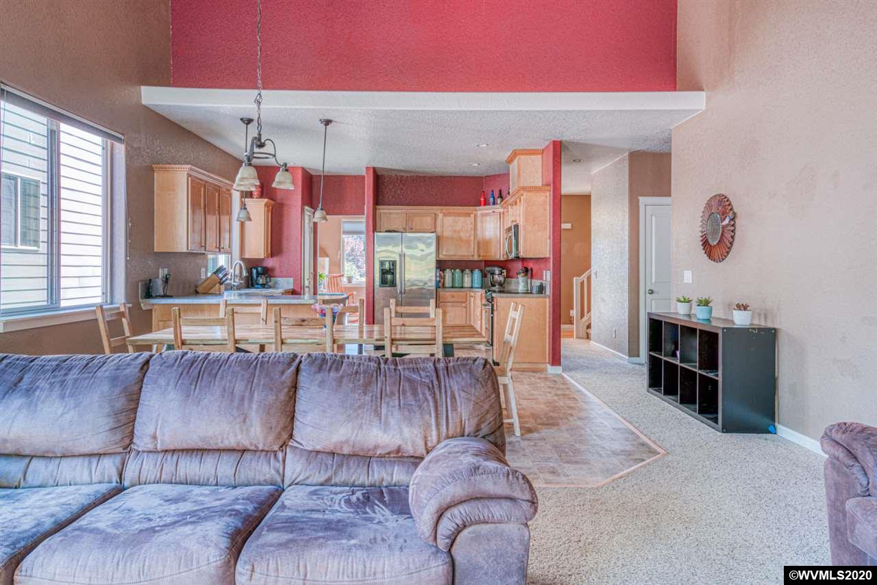 886 Helmick Road Monmouth, OR 97361 - Photo 11 of 35