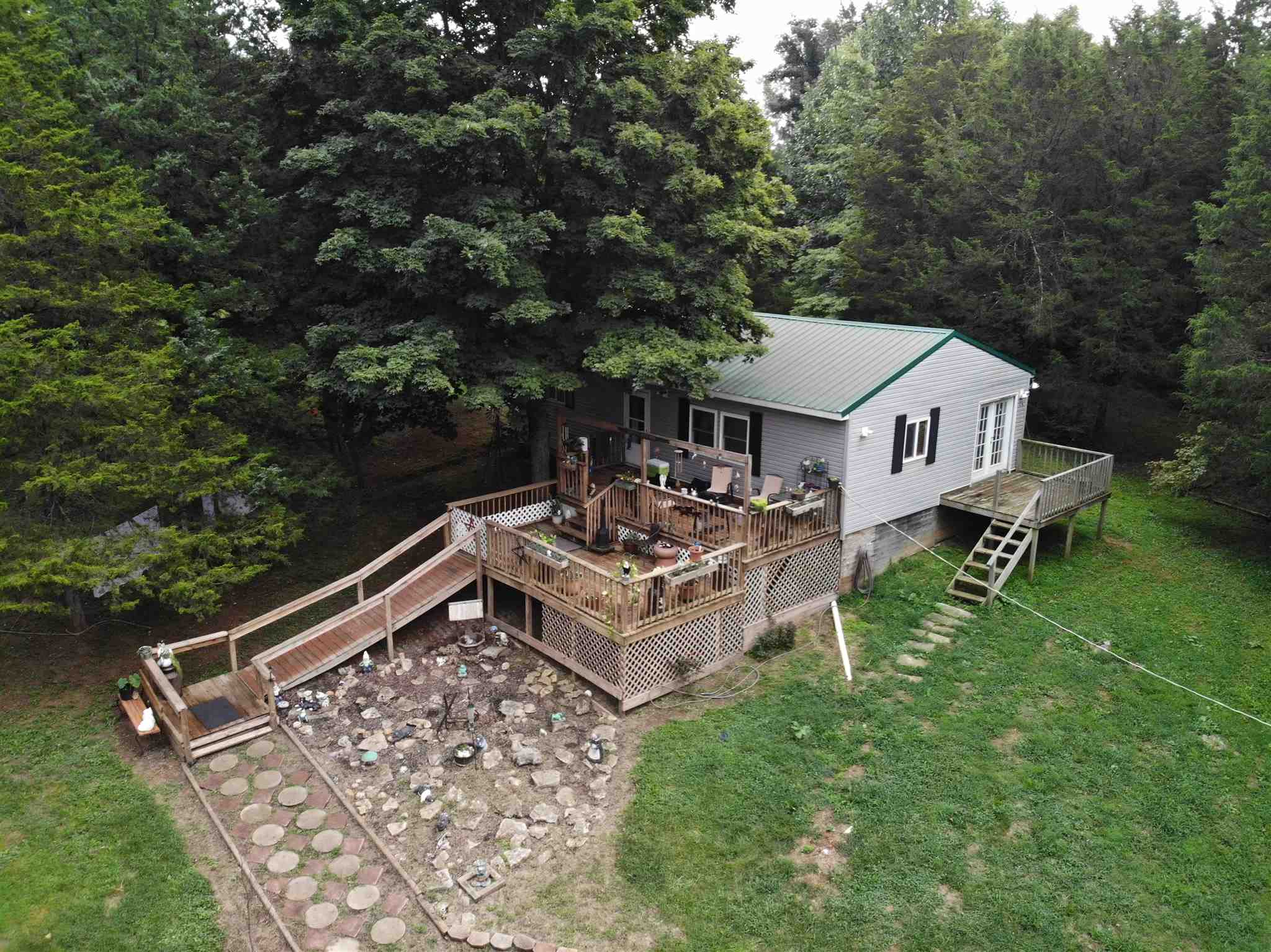 2212 South Leatherwood Road Bedford, IN 47421 - Photo 16 of 16 Gallery Image 16
