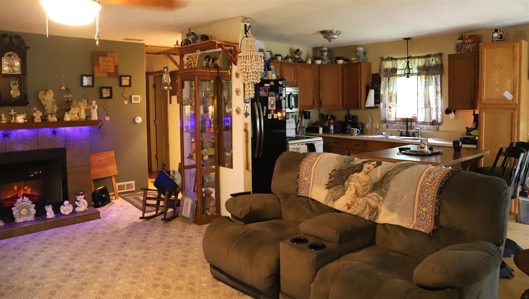 2212 South Leatherwood Road Bedford, IN 47421 - Photo 3 of 16 Gallery Image 3