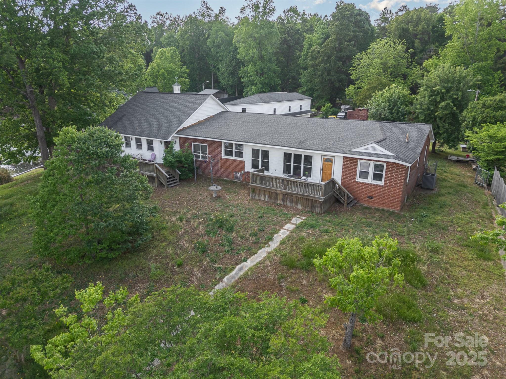 565 Shore Acres Road Salisbury, NC 28146 - Photo 4 of 46 Gallery Image 4