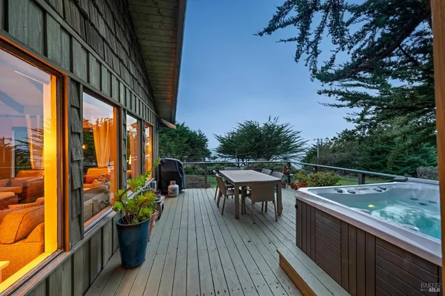 $1,475,000 | 20850 Highway 1, Jenner, CA 95450