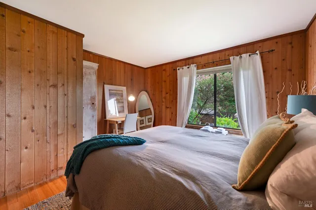 $1,475,000 | 20850 Highway 1, Jenner, CA 95450