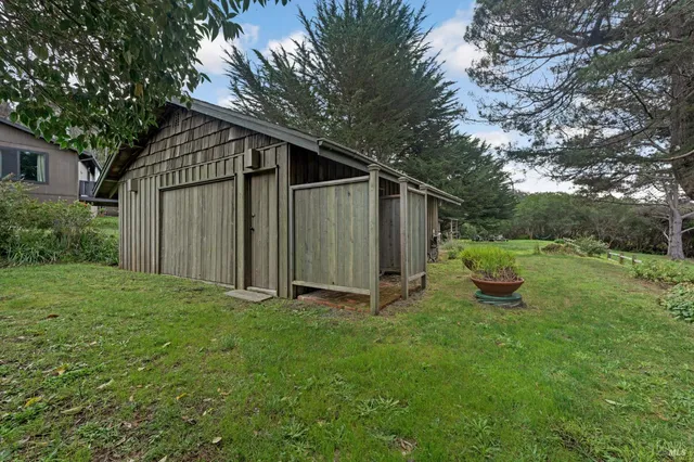 $1,475,000 | 20850 Highway 1, Jenner, CA 95450