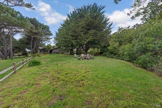 $1,475,000 | 20850 Highway 1, Jenner, CA 95450