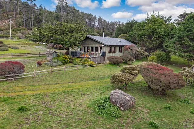 $1,475,000 | 20850 Highway 1, Jenner, CA 95450