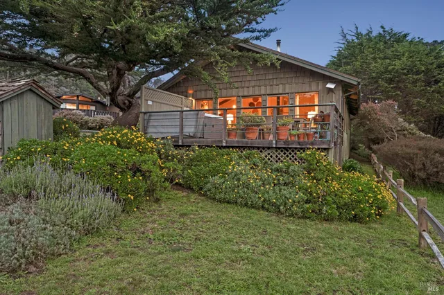 $1,475,000 | 20850 Highway 1, Jenner, CA 95450