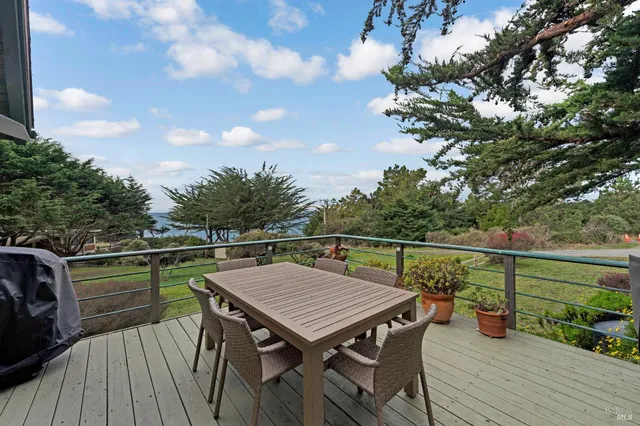 $1,475,000 | 20850 Highway 1, Jenner, CA 95450
