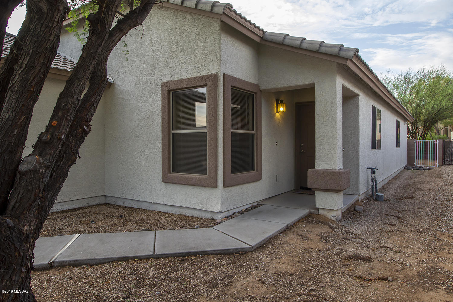 2412 West Rousseau Street Tucson, AZ 85741 - Photo 2 of 48 Gallery Image 2
