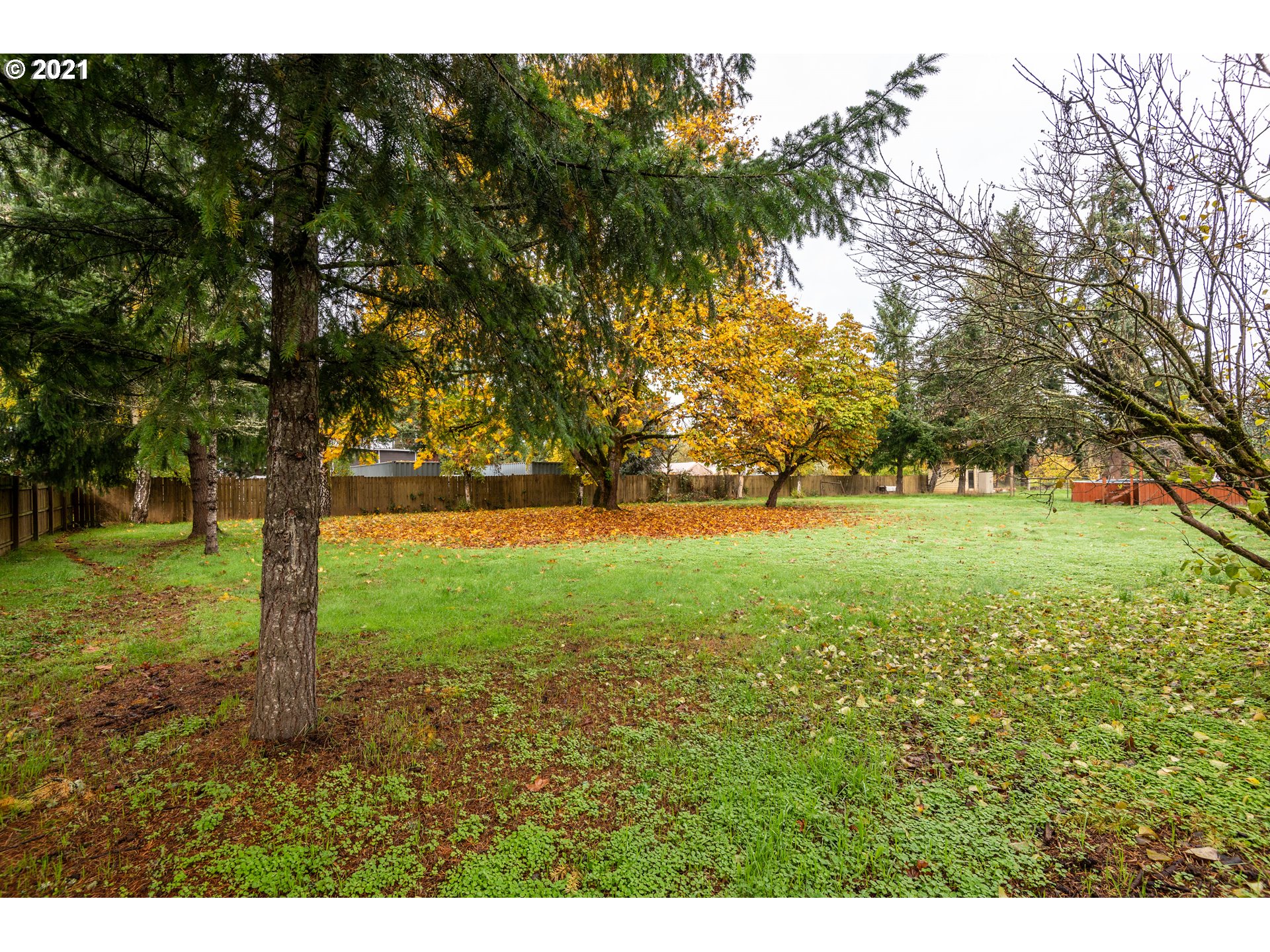 84832 Edenvale Road Pleasant Hill, OR 97455 - Photo 21 of 32 a view of outdoor space with deck and trees