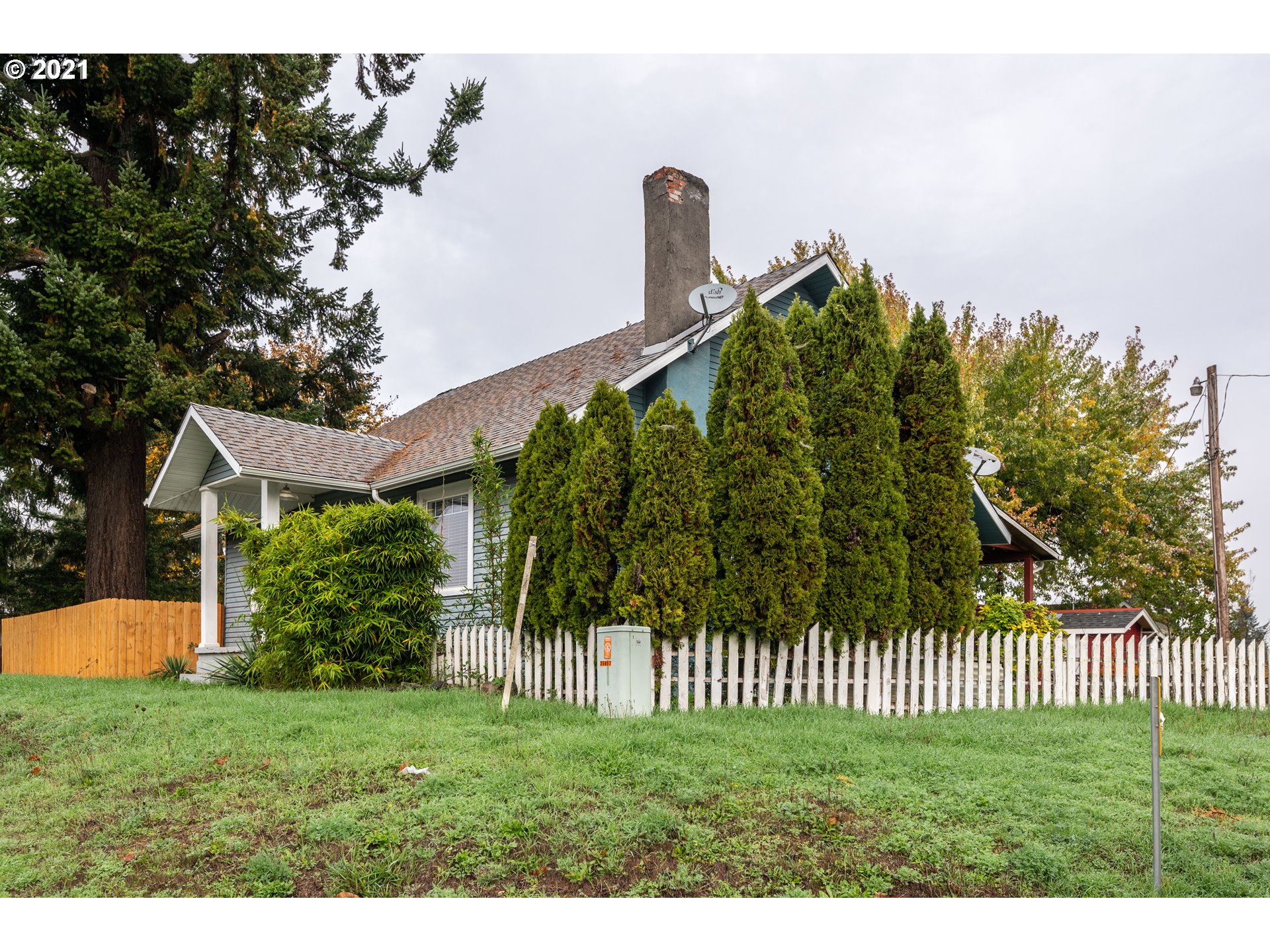 84832 Edenvale Road Pleasant Hill, OR 97455 - Photo 30 of 32 a view of a garden