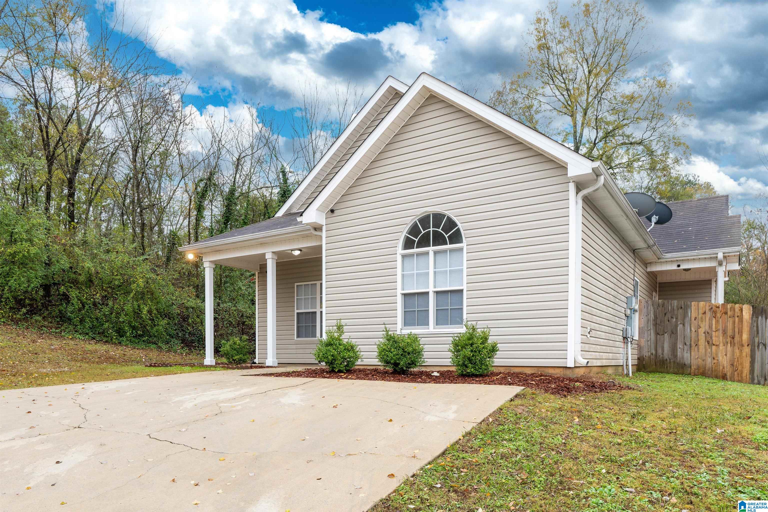 301 Park Road Alabaster, AL 35007 - Photo 3 of 26