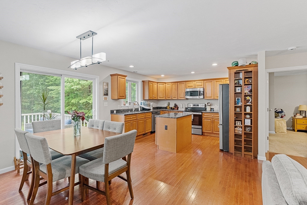 10 Lyford Road Spencer, MA 01562 - Photo 6 of 30