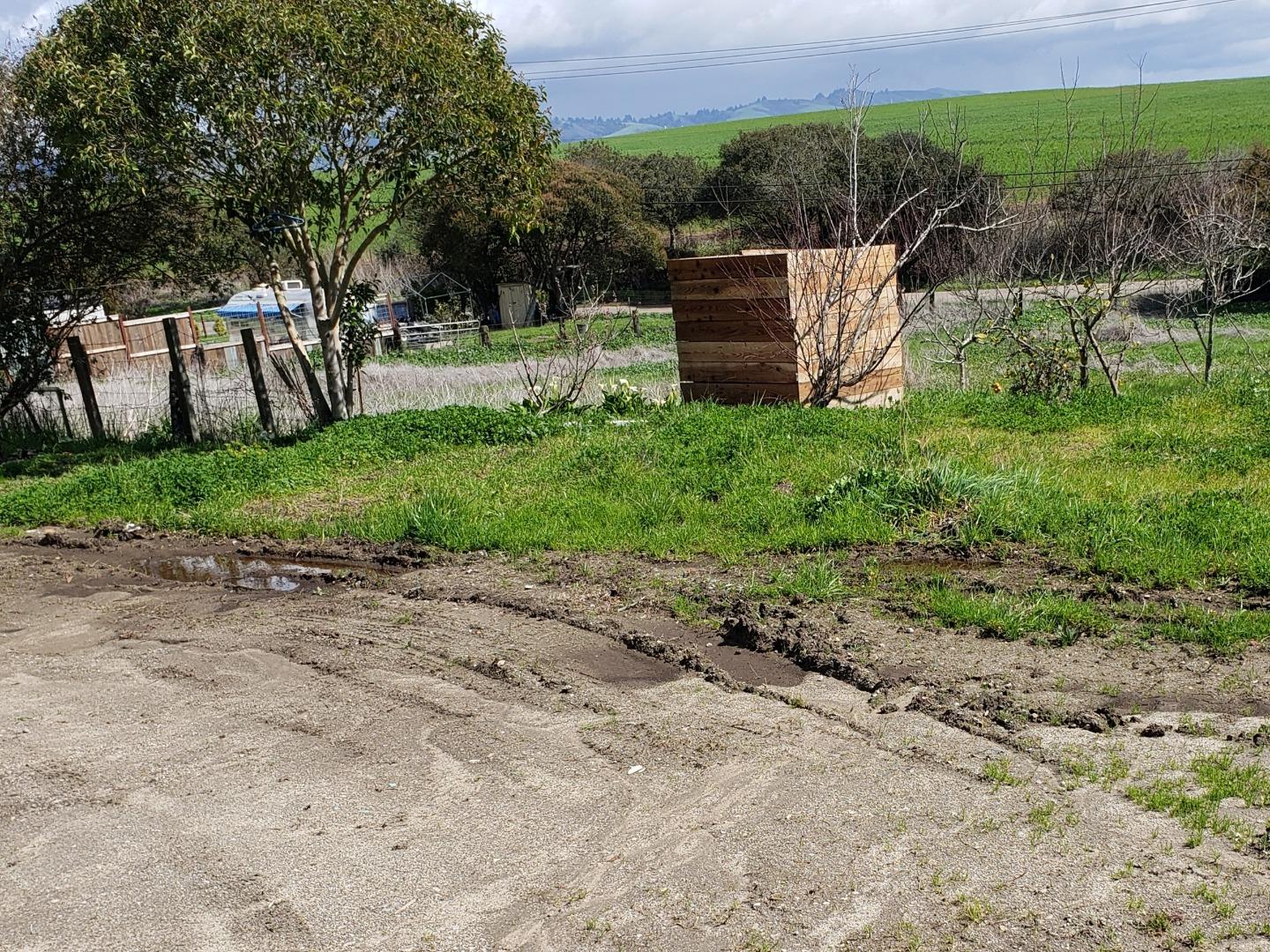 29 Rancho Road Watsonville, CA 95076 - Photo 4 of 6 Gallery Image 4