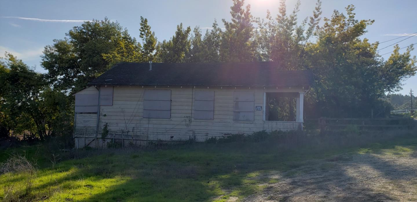 29 Rancho Road Watsonville, CA 95076 - Photo 6 of 6 Gallery Image 6