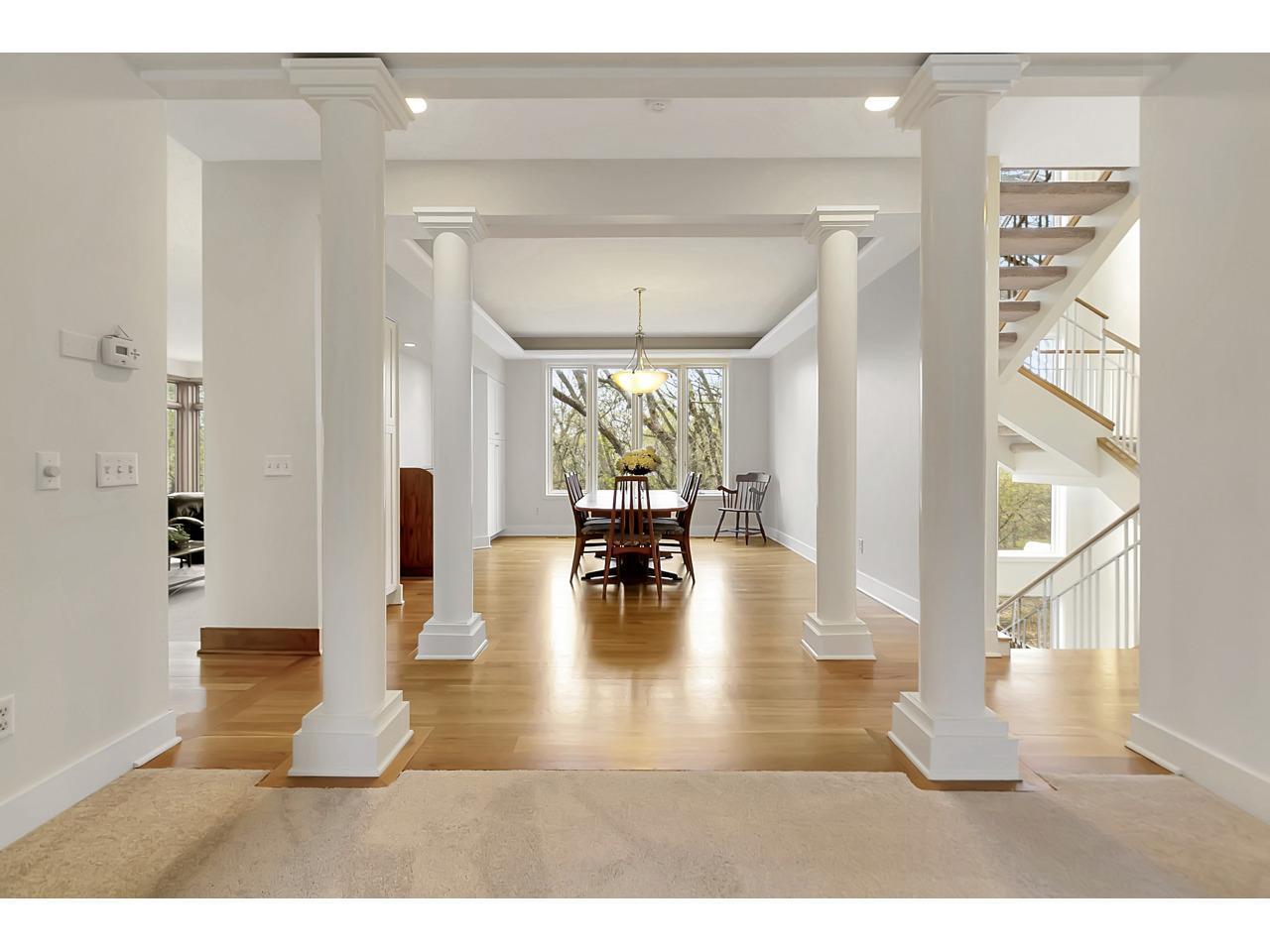 5429 Vining Point Road Minnetonka, MN 55345 - Photo 12 of 51