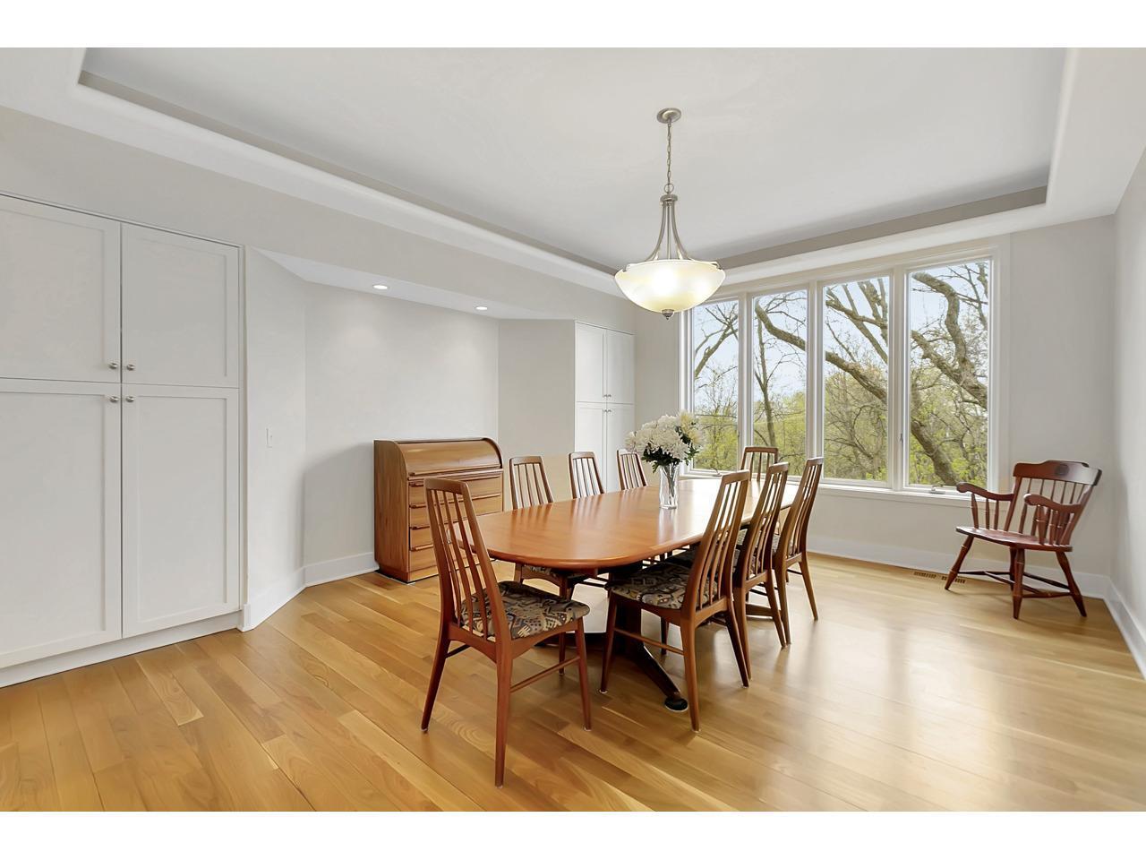 5429 Vining Point Road Minnetonka, MN 55345 - Photo 9 of 51