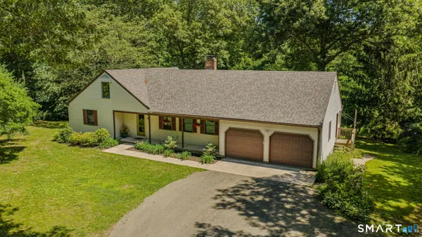 $525,000 | 12 Meadow Lane, Chester, CT 06412