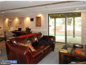 214 Springhouse Pond Wayne, PA 19087 - Photo 11 of 12 Gallery Image 11