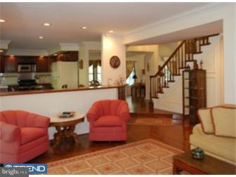 214 Springhouse Pond Wayne, PA 19087 - Photo 3 of 12 Gallery Image 3