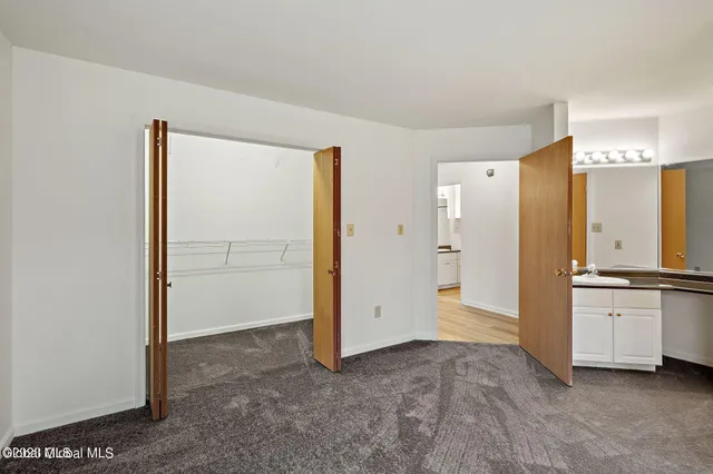 $1,800 | 25 Coralberry Court, Albany, NY 12203