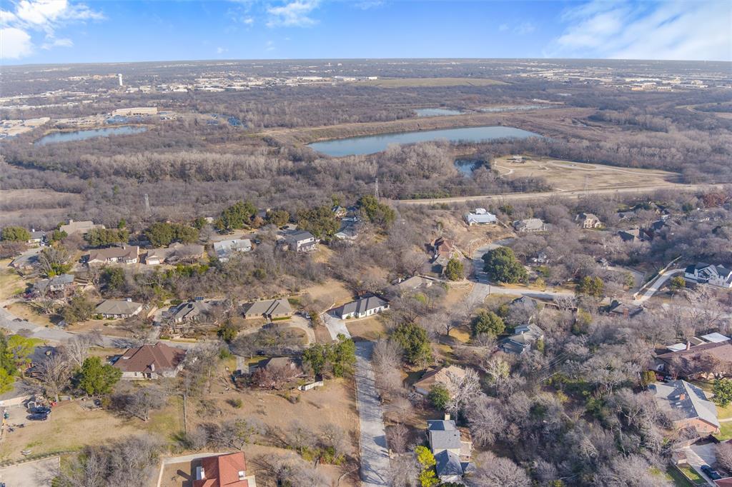 304 Willow Ridge Court Fort Worth, TX 76103 - Photo 16 of 22 a view of city and mountain