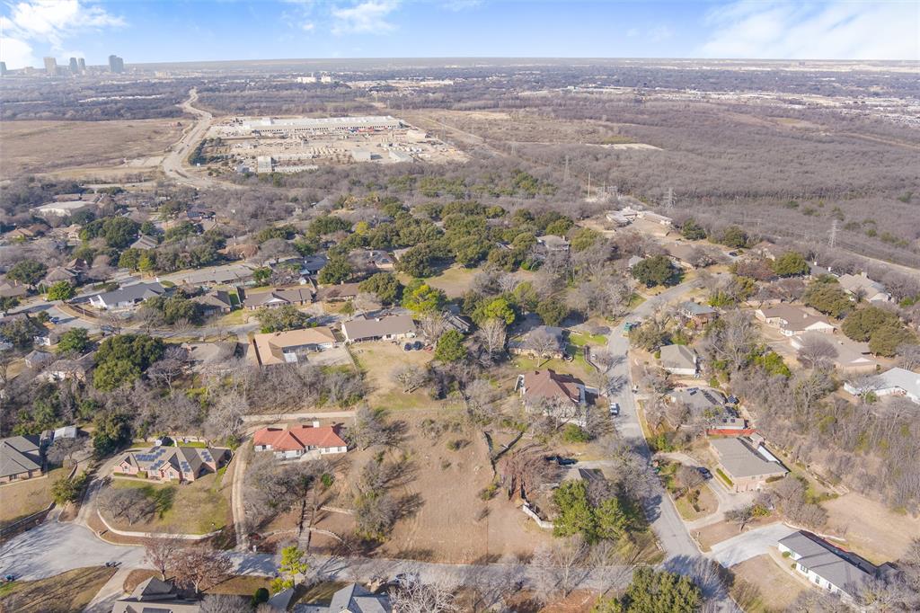 304 Willow Ridge Court Fort Worth, TX 76103 - Photo 17 of 22 a view of city and ocean