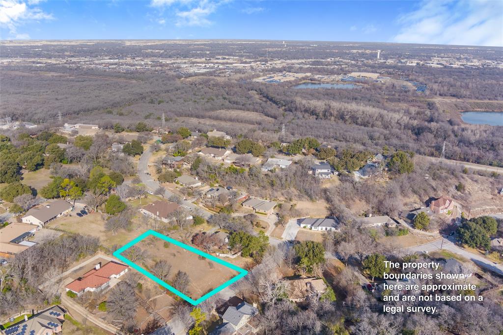 304 Willow Ridge Court Fort Worth, TX 76103 - Photo 21 of 22 an aerial view of beach and city
