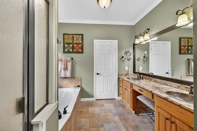 $1,100,000 | 6398 Dorsey Drive, Athens, TX 75752