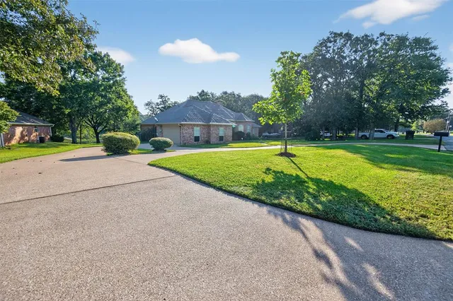 $1,100,000 | 6398 Dorsey Drive, Athens, TX 75752