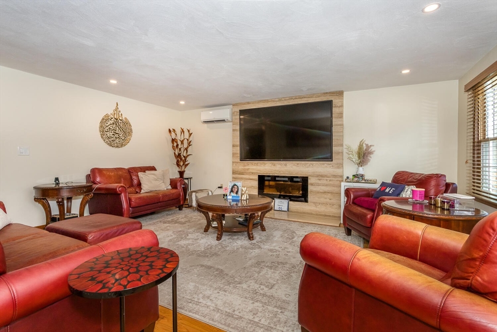 6 Fox Run Road Medway, MA 02053 - Photo 7 of 29 Gallery Image 7