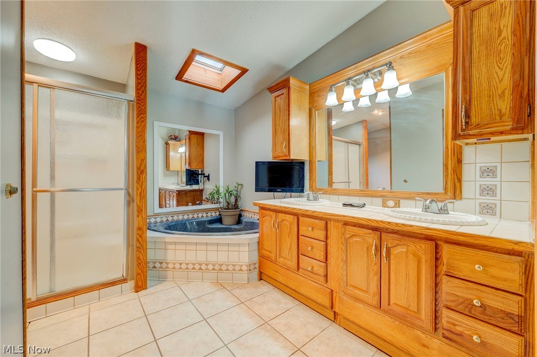 1009 Farr Road Akron, OH 44319 - Photo 10 of 25