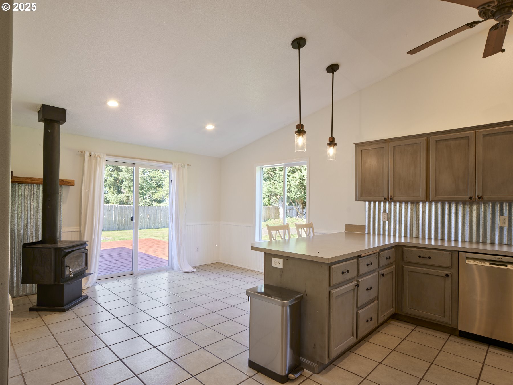 503 East Yacolt Road Yacolt, WA 98675 - Photo 14 of 36 Gallery Image 14