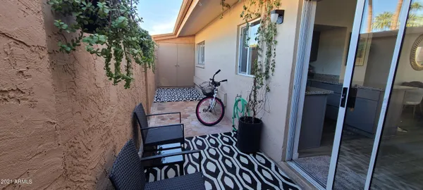 $1,900 | 1320 East Bethany Home Road, Unit 62, Phoenix, AZ 85014